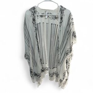 Elegant Black and White Women's Kimono